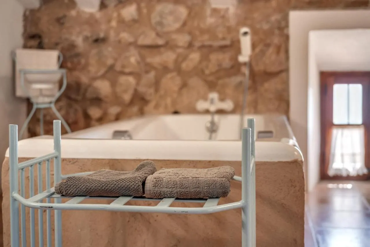 Sa Cabana Vella Fornalutx Villa