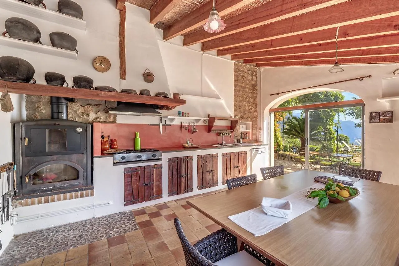 Sa Cabana Vella Fornalutx Villa
