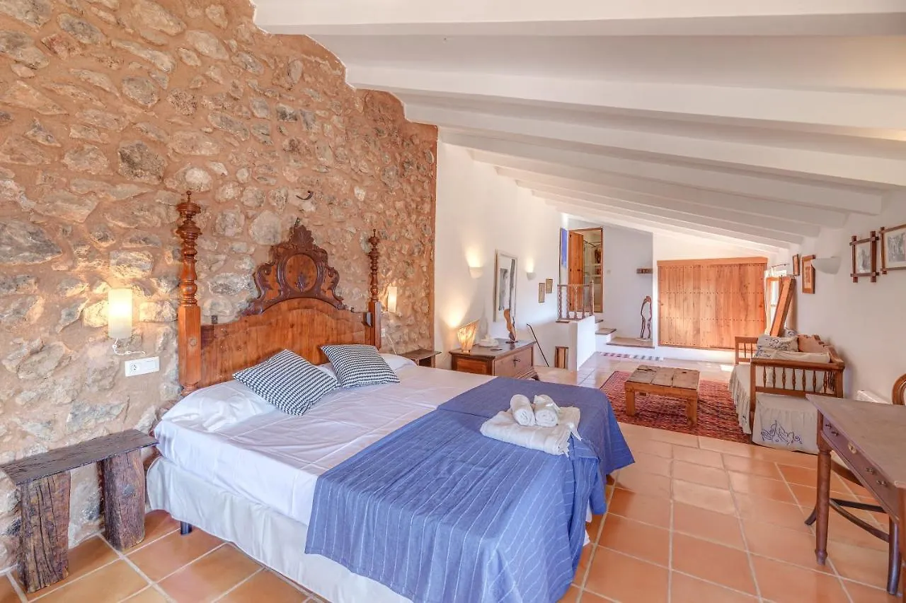 Sa Cabana Vella Fornalutx Villa